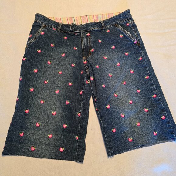 Lilly Pulitzer Women 6 Embroidered Strawberries Stretch Shorts Jean Cut Off - Picture 2 of 16